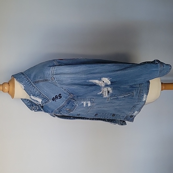 Hidden Jeans Embroidered Oversized Jean Jacket SZ XS - Picture 3 of 10